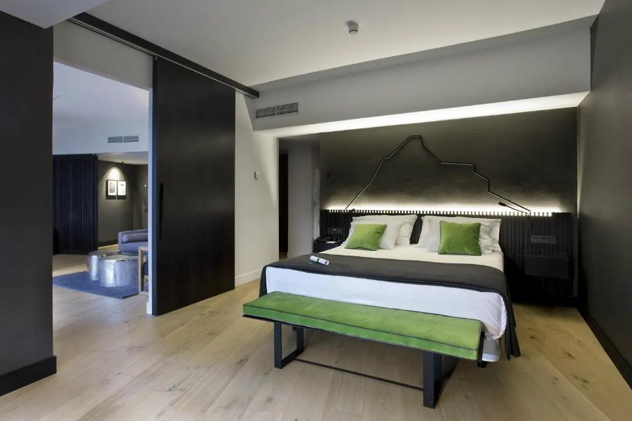 ****  Hotel Tres Reyes Pamplona Spain